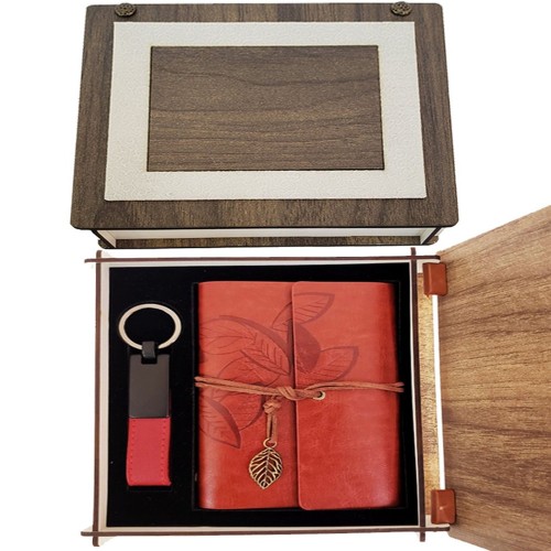  Özel Ahşap Kutulu Kahve Deri Defter ve Anahtarlık Set
