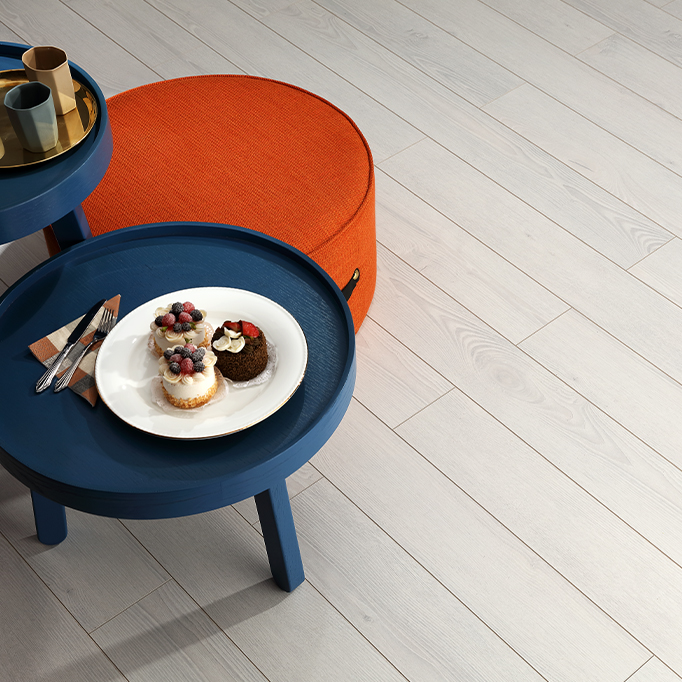 AGT CONCEPT NEO 
 Centro  10MM DERZLİ LAMİNANT PARKE