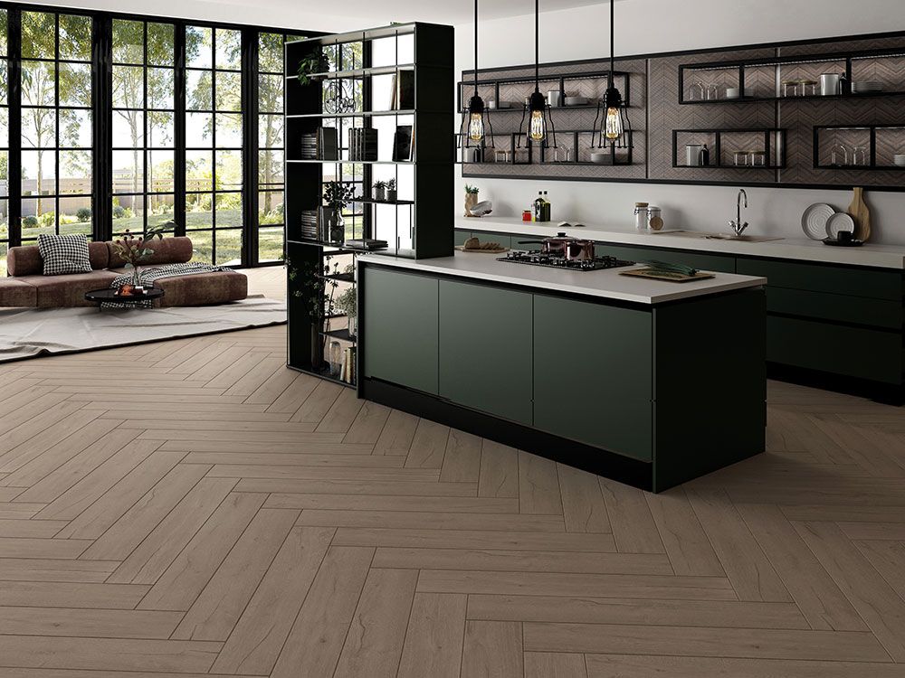 Diamond Maple 20x120