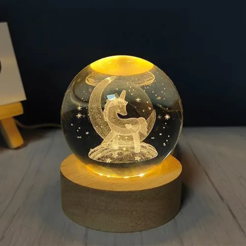 Unicorn Ay Figürlü Işıklı Ahşap Altlıklı Kar Küresi (8 cm)